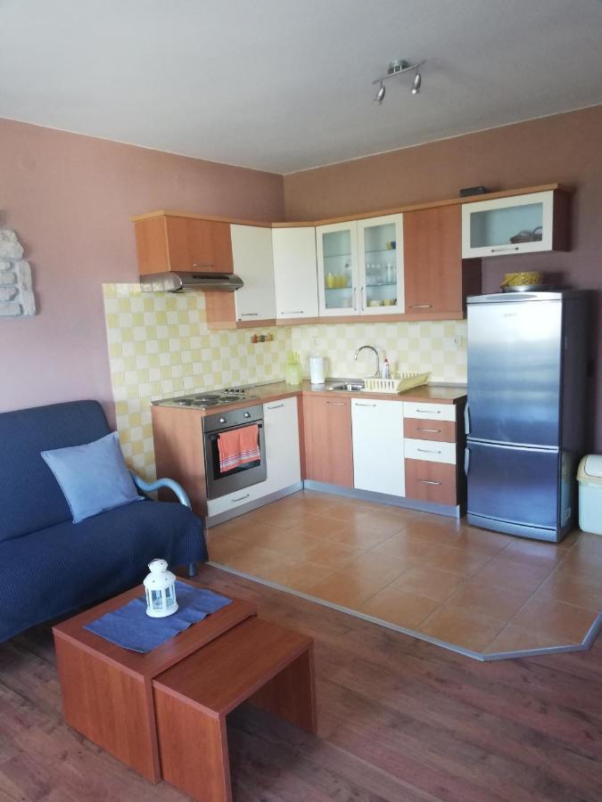 Apartmani Danijela Tomicic Lopar Eksteriør billede