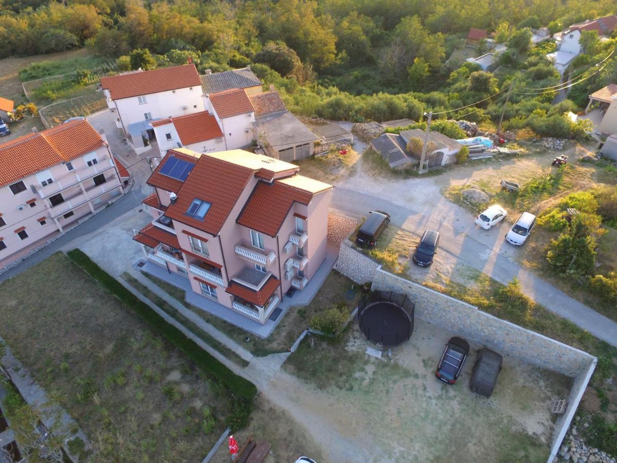Apartmani Danijela Tomicic Lopar Eksteriør billede